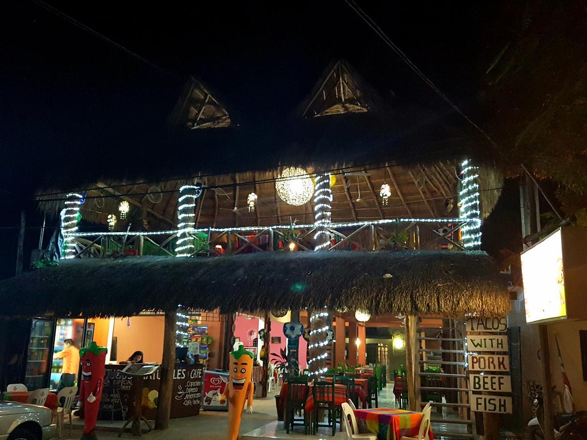 Hotel Mayahau Coba Exterior photo